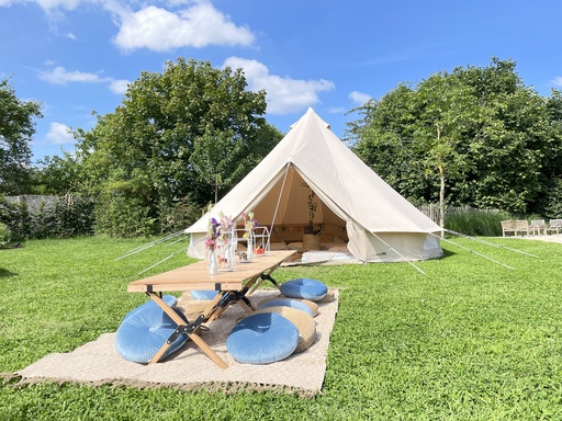 Tipi-tent voor 6-8 personen met decoratiepakket